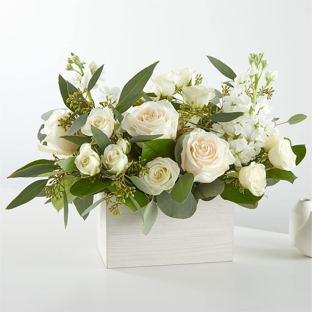 Fresh Linen Box Bouquet – Bush Flower Shop, North Augusta SC