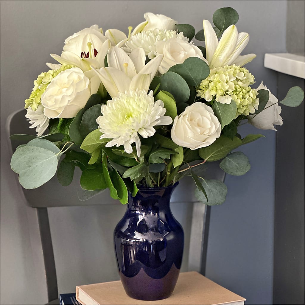 Snowy Dreams Bouquet –  Bush Flower Shop, North Augusta SC