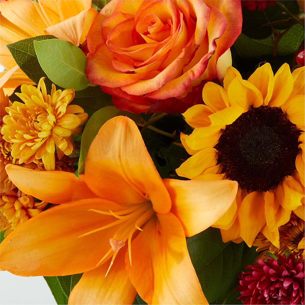 Grateful Centerpiece –  Bush Flower Shop, North Augusta SC